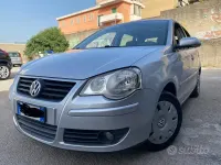 Usata VW Polo Comfortline 69 CV (50 kW) 2006 Grigio Utilitaria