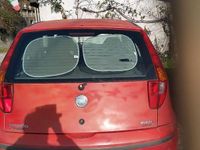 Usata Fiat Punto 70 CV (51 kW) 2004 Rosso Utilitaria