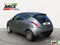 Usata Lancia Ypsilon 68 CV (50 kW) 2013 Grigio Utilitaria