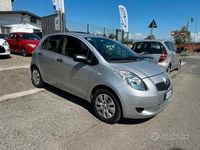Usata Toyota Yaris 69 CV (50 kW) 2008 Grigio Berlina