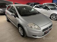 Usata Fiat Grande Punto Dynamic 75 CV (55 kW) 2006 Grigio Utilitaria