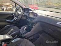 Usata Peugeot 208 92 CV (67 kW) 2012 Grigio Utilitaria