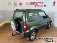 Usata Suzuki Jimny 86 CV (63 kW) 2010 Verde SUV