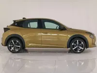 Usata Lancia Ypsilon 110 CV (80 kW) 2024 Vernice oro Utilitaria