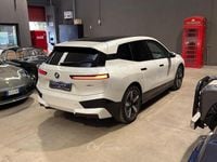 Usata BMW iX 484 kW (659 CV) 2022 Bianco pastello SUV