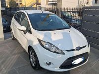 Usata Ford Fiesta Business Edition 97 CV (71 kW) 2012 Berlina