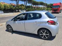 Usata Peugeot 208 Allure 82 CV (60 kW) 2016 Argento Utilitaria