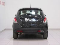 usata Lancia Ypsilon 1.3 MJT 16V 95 CV 5 porte S&S ...