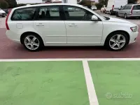 Usata Volvo V50 109 CV (80 kW) 2010 Bianco Station wagon