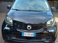 Usata Smart ForFour Electric Drive Passion 52 kW (71 CV) 2018 Nero Utilitaria