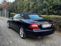 Usata Mercedes CLK320 224 CV (164 kW) 2007 Nero Cabrio