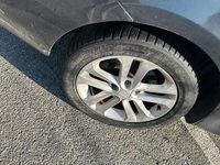 Usata Renault Laguna III 110 CV (80 kW) 2011 Grigio Station wagon