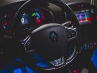 Käytetty Renault Clio IV Intens 75 HP (55 kW) 2017 Musta Viistoperä