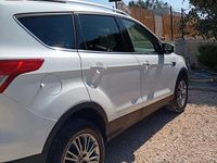Usata Ford Kuga 140 CV (102 kW) 2014 Bianco SUV