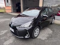 Usata Toyota Yaris Hybrid Active 73 CV (53 kW) 2019 Nero Berlina