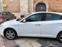Usata Alfa Romeo Giulietta 120 CV (88 kW) 2019 Bianco Utilitaria