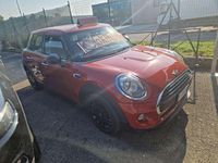 Usata Mini ONE 102 CV (75 kW) 2015 Rosso Utilitaria