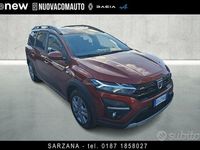Usata Dacia Jogger Comfort 110 CV (80 kW) 2022 Rosso Monovolume