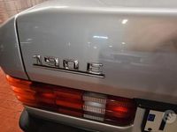 Usata Mercedes 190 122 CV (89 kW) 1988 Beige Berlina