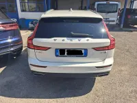 Usata Volvo V60 CC Pro 200 CV (147 kW) 2020 Bianco Station wagon