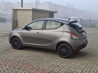 Usata Lancia Ypsilon Silver 69 CV (50 kW) 2023 Grigio Utilitaria