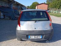 Usata Fiat Punto 80 CV (58 kW) 2001 Grigio Utilitaria