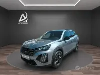 Usata Peugeot 2008 Allure 101 CV (74 kW) 2025 Grigio SUV