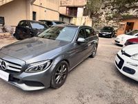 Usata Mercedes C200 Executive 136 CV (100 kW) 2018 Verde Station wagon