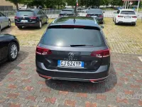 Usata VW Passat 150 CV (110 kW) 2022 Nero Station wagon