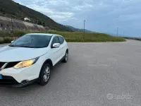 Usata Nissan Qashqai 131 CV (96 kW) 2014 Bianco SUV