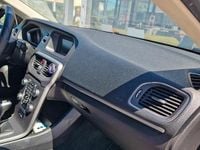 Usata Volvo V40 Business Edition 120 CV (88 kW) 2018 Nero Berlina