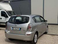 Usata Toyota Corolla Verso 136 CV (100 kW) 2006 Argento Monovolume