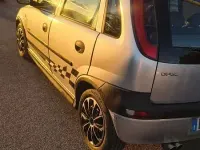 Usata Opel Corsa Edition 65 CV (47 kW) 2000 Berlina