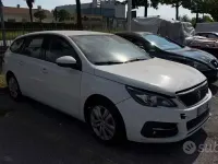 Usata Peugeot 308 Business-Line 131 CV (96 kW) 2021 Bianco Station wagon