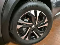 Usata Peugeot 2008 GTi 131 CV (96 kW) 2023 Grigio scuro met. + tetto nero SUV