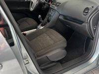 Usata Opel Meriva 100 CV (73 kW) 2012 Grigio Monovolume