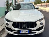 Usata Maserati Levante 275 CV (202 kW) 2017 Bianco SUV