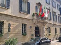 Usata Mercedes E220 Premium Plus 194 CV (142 kW) 2016 Nero Berlina