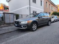 Usata Volvo XC70 Momentum 185 CV (136 kW) 2008 Bronzo Station wagon