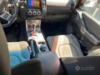 Usata Nissan Navara 190 CV (139 kW) 2011 Bianco Pick-up