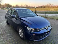 Usata VW Golf VIII Life 110 CV (80 kW) 2020 Blu Berlina