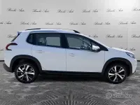 Usata Peugeot 2008 Allure 99 CV (72 kW) 2018 Bianco SUV