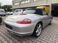 Begagnad Porsche Boxster 260 HK (191 kW) 2002 Grå Cab