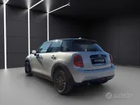 Usata Mini Cooper Hype 136 CV (100 kW) 2017 Bianco avorio / tetto nero Utilitaria