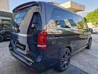 Usata Mercedes V300 Exclusive 239 CV (175 kW) 2019 Graphitgrau metallic Monovolume
