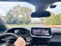 Usata Peugeot 2008 Allure 101 CV (74 kW) 2024 Grigio SUV