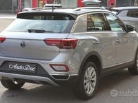 Usata VW T-Roc Style 116 CV (85 kW) 2025 Grigio SUV