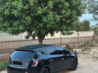 Usata Lancia Delta 105 CV (77 kW) 2013 Nero Utilitaria