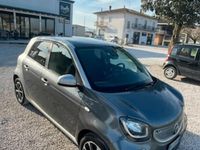 Begagnad Smart ForFour Passion 71 HK (52 kW) 2016 Silver Halvkombi