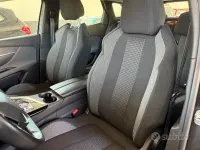 Usata Peugeot 3008 Active 131 CV (96 kW) 2022 Grigio SUV